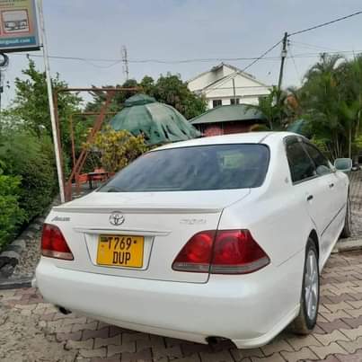 A picture of Crown athletic milion 11.8 Ipo mwanza Automatic Engine safi 0784857610