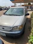 A picture of Toyota Sienna 02