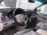 A picture of Toyota Sienna 2006 Perfect Condition