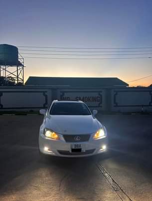 lexus