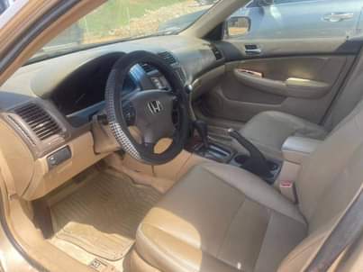 A picture of 1995 HONDA DC DC