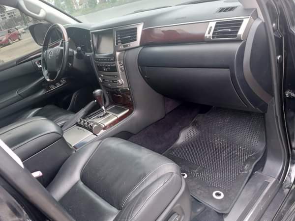 A picture of Bought Brand New LX570 2012 2013 model everything is neat