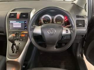 A picture of 2009 toyota auris