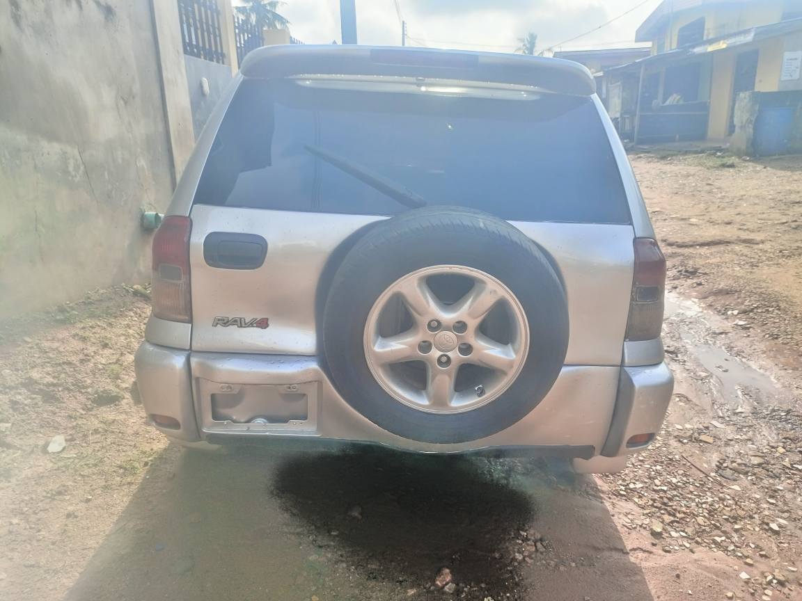 A picture of Super clean used Toyota RAV4