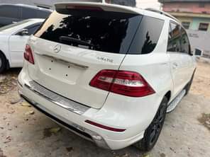 A picture of Clean 2013 Mercedes Benz ML350 Full option with panoramic roof