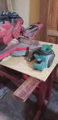 A picture of Miter saw