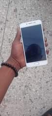 A picture of Vivo y67 Gb64 Lam4 Haina kipengele chochot imenyooka Pg 0693771662