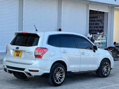 A picture of SUBARU FORESTER XT NEW MODEL GARI MPYAAA KABISA ISHAFUNGWA KILA