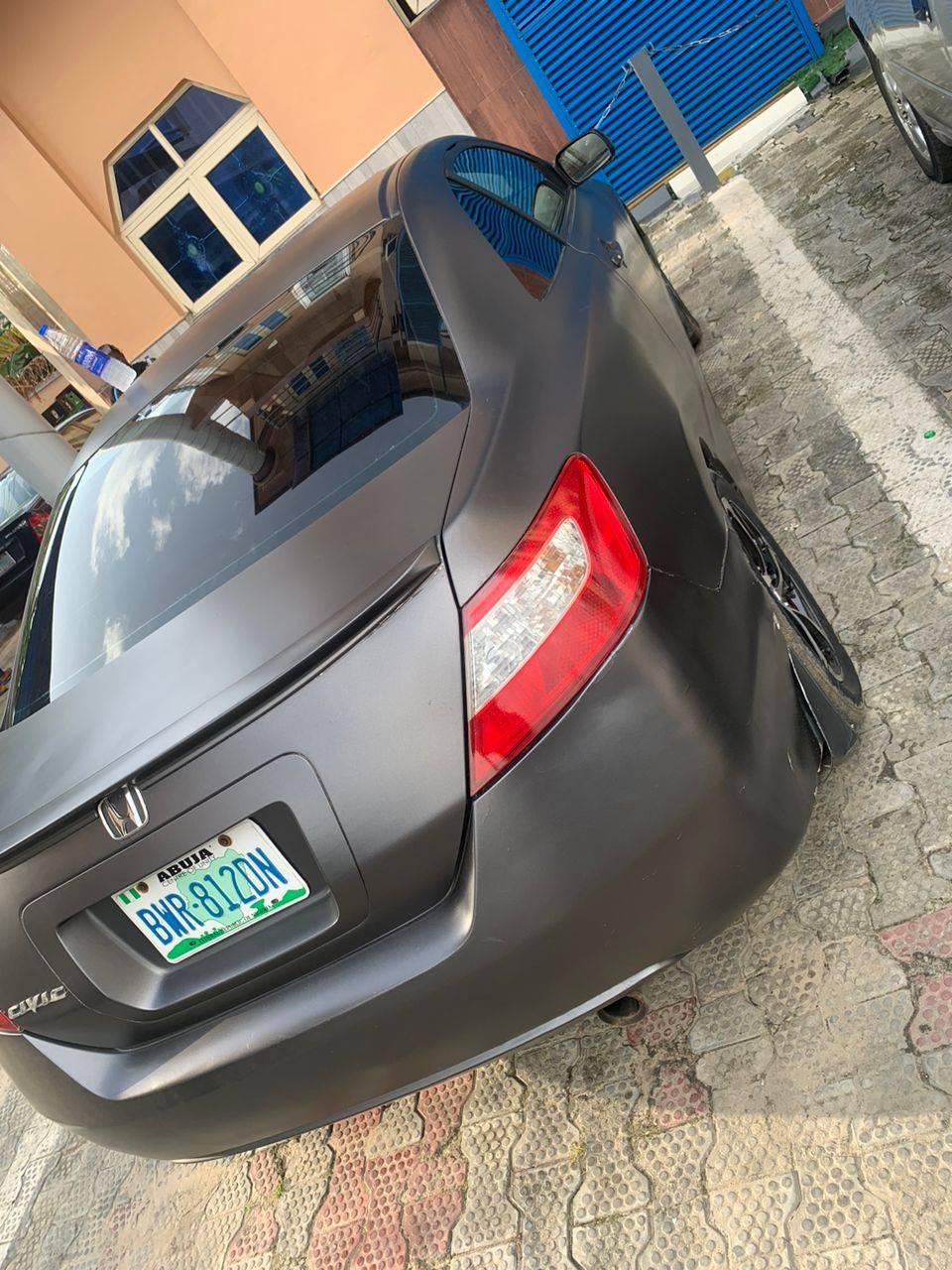 A picture of 2008 Car car