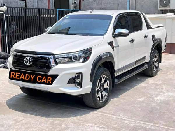 used toyota hilux