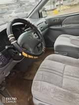 A picture of Neatly Used 2002 Model Toyota Sienna
