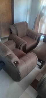 classifieds/furniture sofas