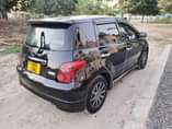 A picture of Toyota Ist CNS