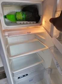 A picture of Fridge for sell
