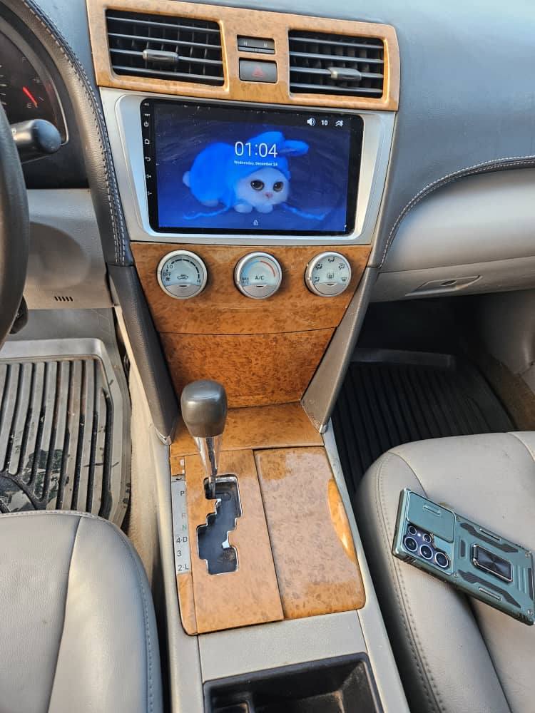 A picture of Toyota Camry 07