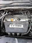 A picture of Honda CR V 2008 untampered engine and gear