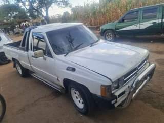 used toyota hilux