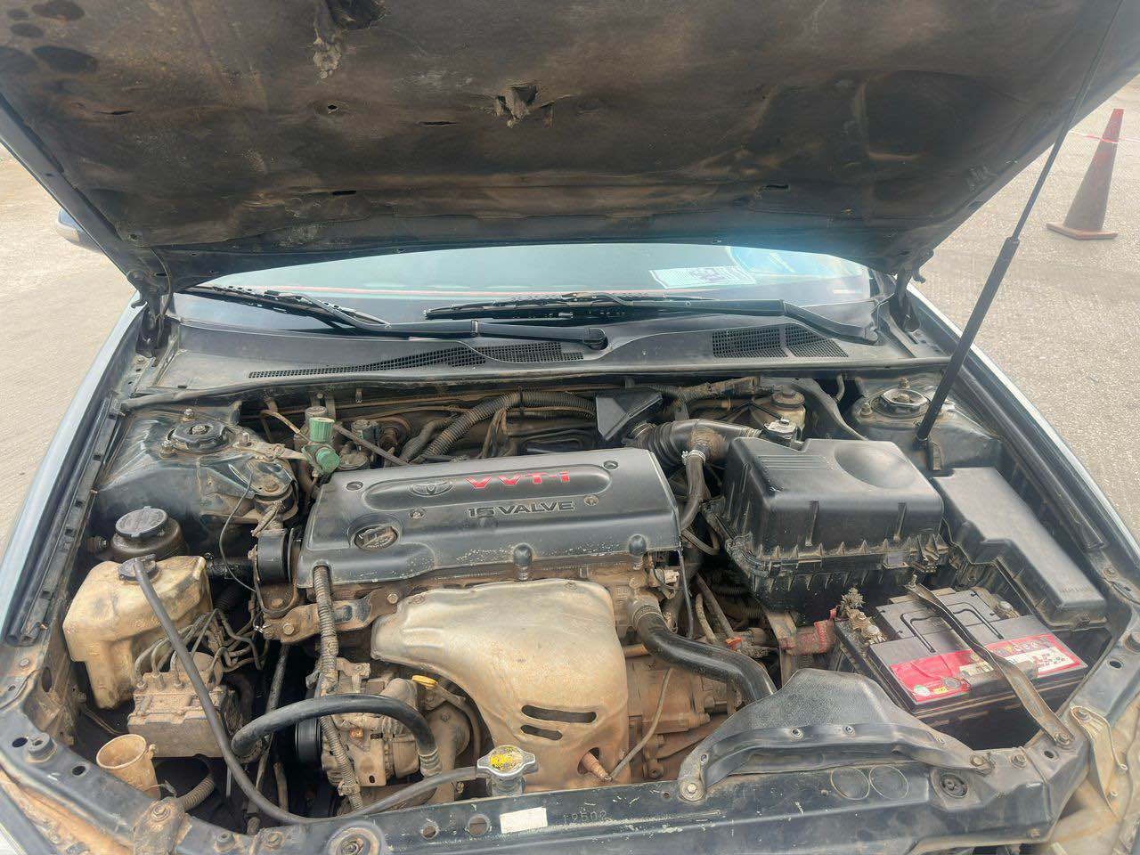 A picture of Toyota Camry 05 first body