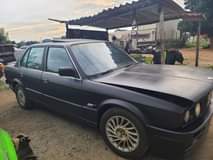 classifieds/cars bmw
