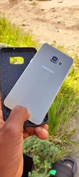 A picture of Samsung s6 edge plus