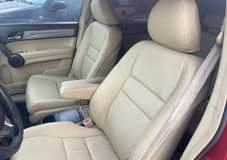 A picture of Good deal 2011 Honda CRV Baked once Toks standard Nothing