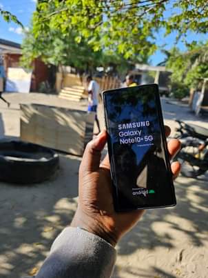 A picture of Samsung note 10 plus 5G