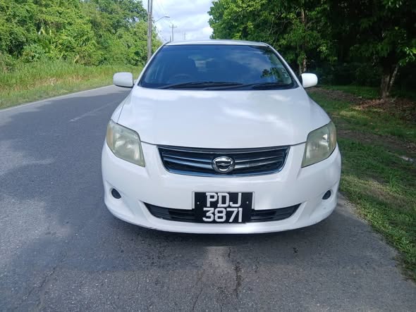 toyota fielder