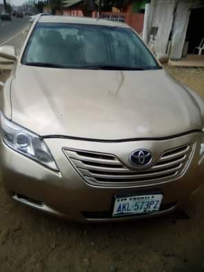 A picture of 08 Camry Sound engine and gear Chilling ac Neat interior