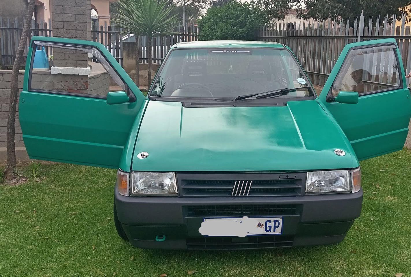 fiat uno