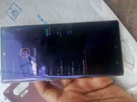 A picture of sumsung note 10