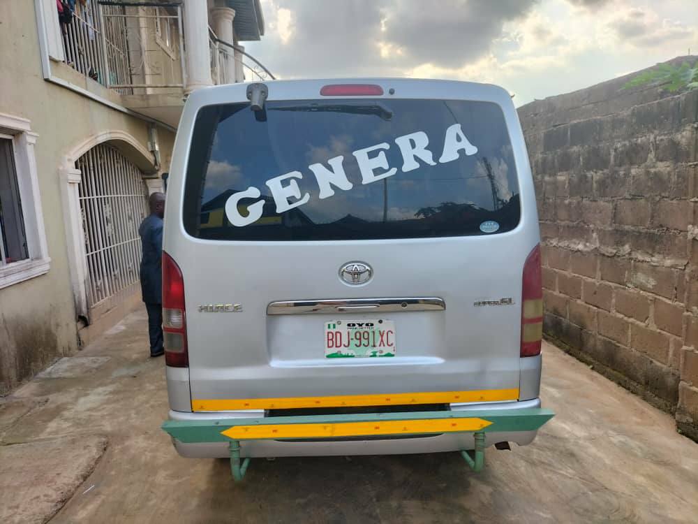 A picture of Toyota Haice in a very good condition