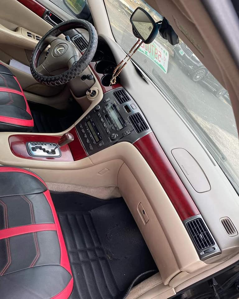 A picture of 2003 LEXUS ES300 FOR SALE