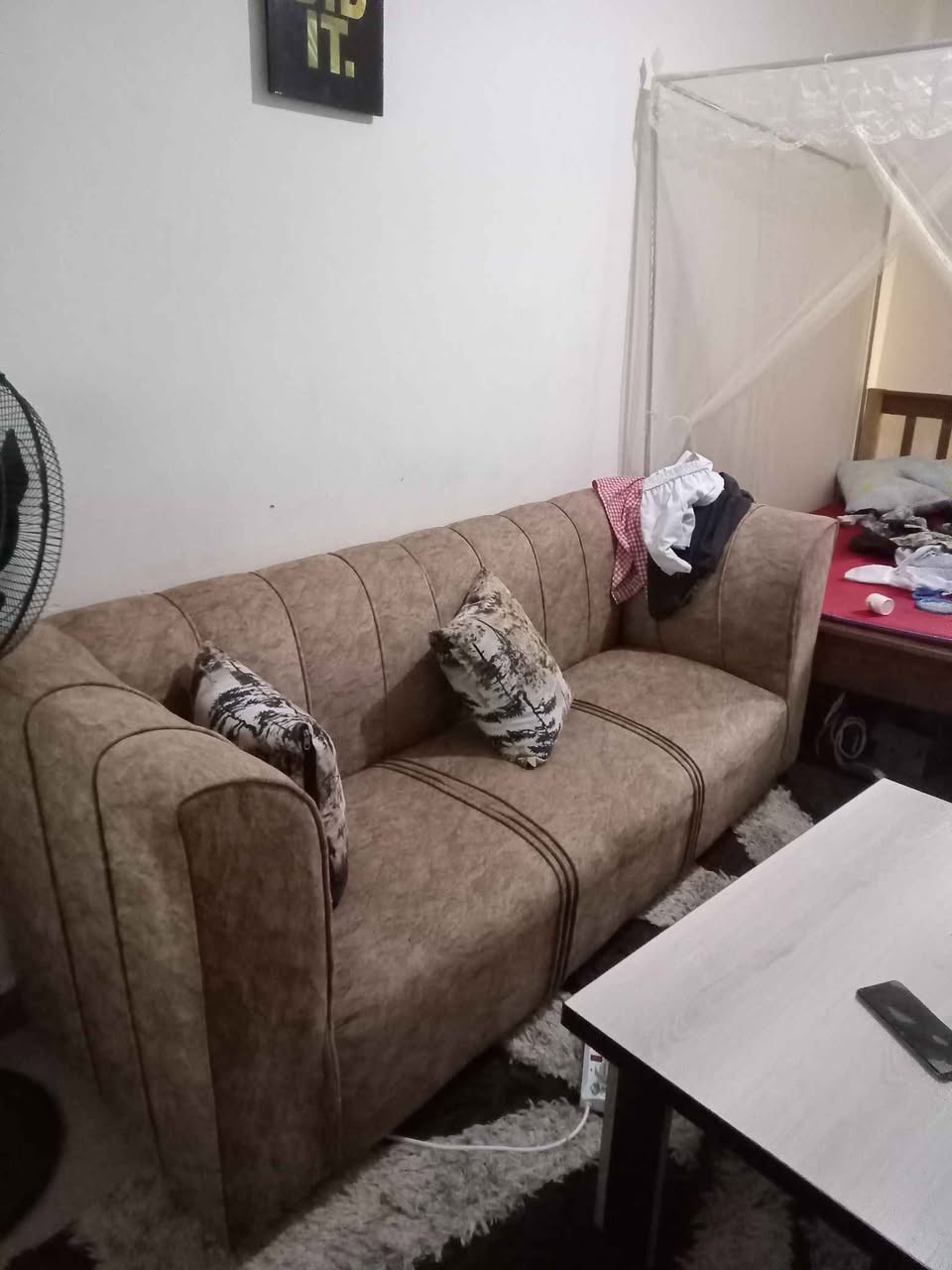 A picture of Household items