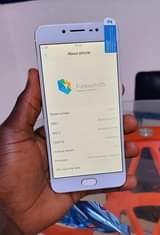 A picture of Vivo x7 to Oppo f1s