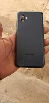 A picture of Nauza samsung yangu ra6 gb128