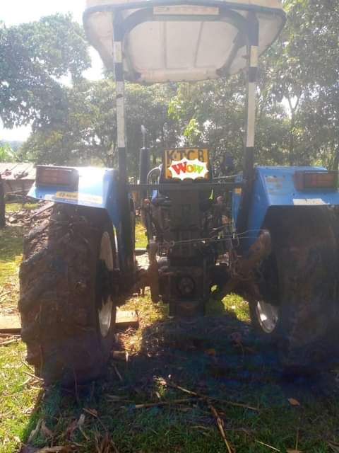 new holland truck