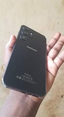 A picture of Samsung galax A23 gb 432