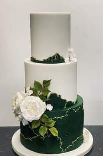 A picture of wedding introduction cake concepts