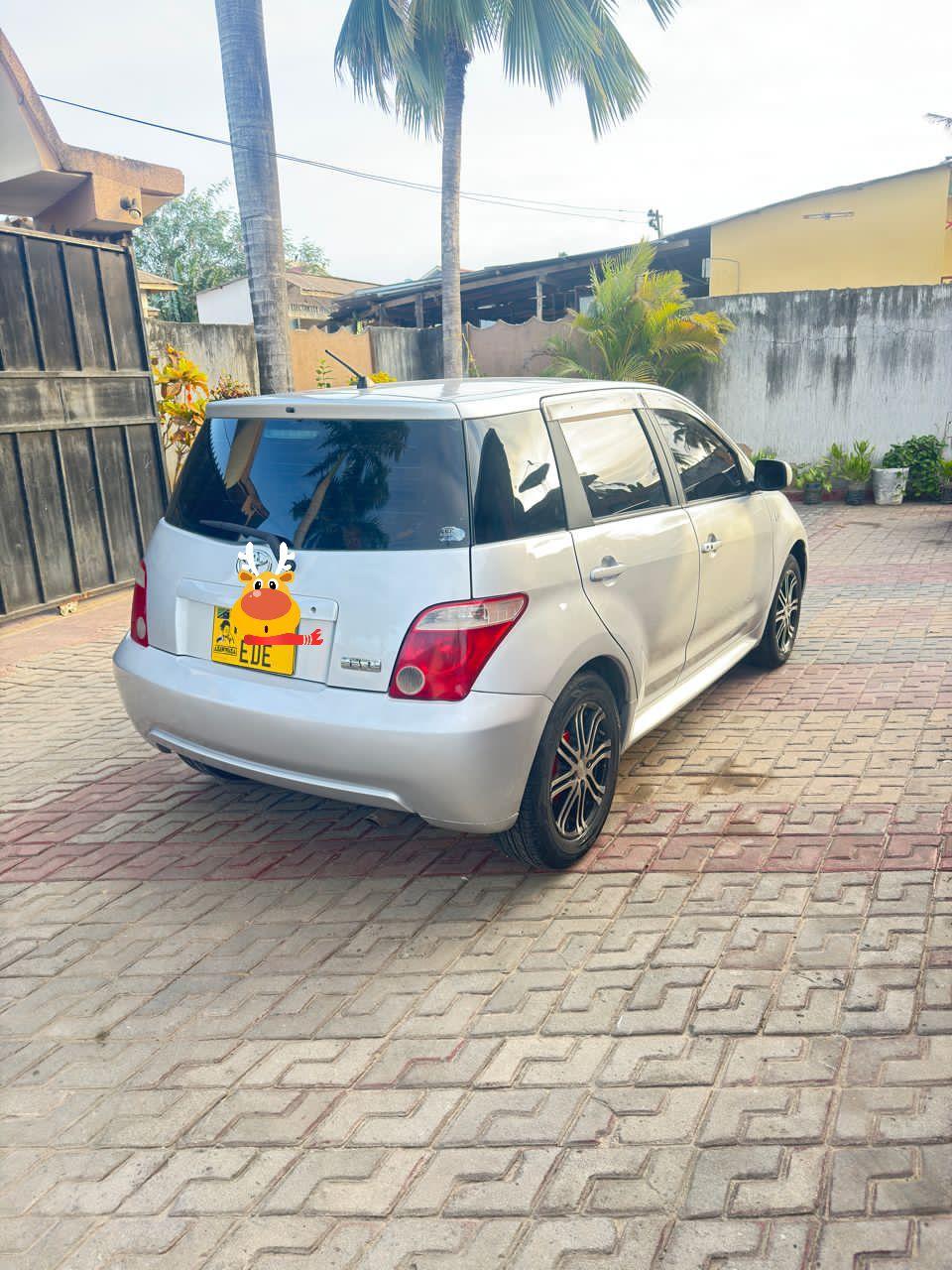 A picture of Car