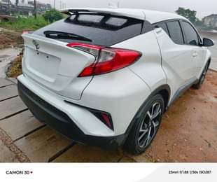 A picture of 2018 Toyota C HR Direct tokunbo