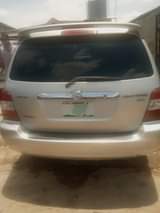 A picture of 2006 Toyota Highlander with V4 Hybrid Engine