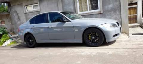 bmw 320i