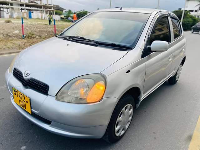 A picture of VITZ OLD