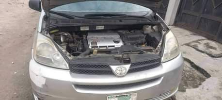 A picture of Car group
