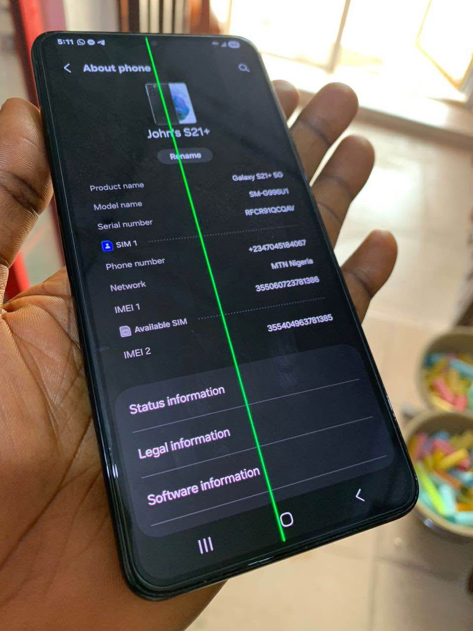 A picture of Samsung s21 