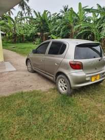 A picture of TOYOTA VITZ RS Bei 8 5 ml 0654677220