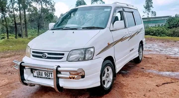 A picture of Toyota noah road tourer on sale price 11.9m call 0706887872