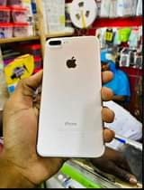 A picture of Iphone 7 plus gb 128
