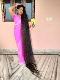 A picture of Zafran hair growth therapy oil