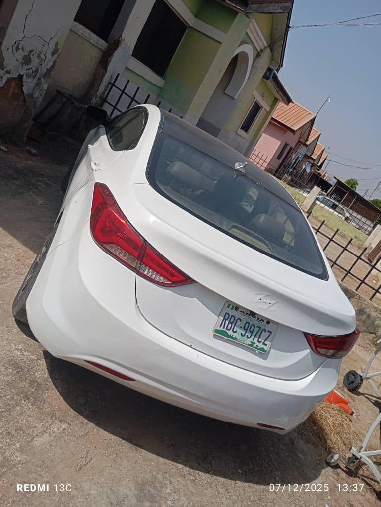 A picture of Distress sales Hyundai 2012 model sound engine and chilling Ac